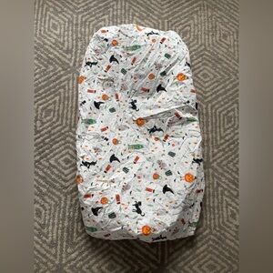 Rifle Paper Co. x Pottery Barn Kids crib sheet